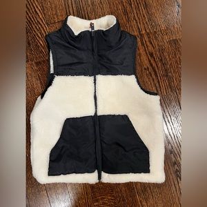 Tommy Bahama 3T kids fleece vest never worn